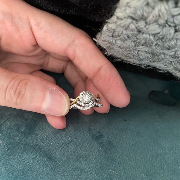 Yellow and White Gold Diamond Bridal Ring Set - Picture 2 of 5